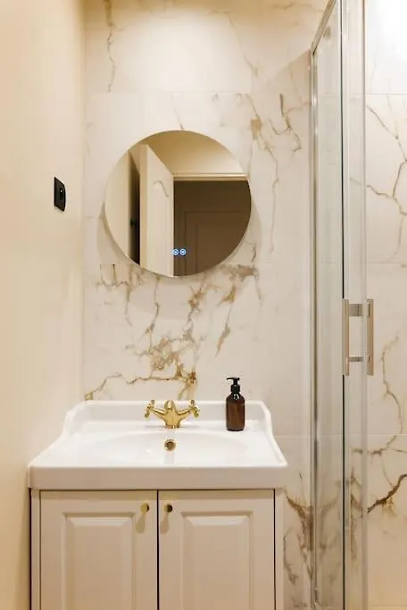 Versailles Suite - Duke Housing Paris Apartment